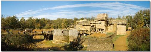 Guedelon - Panorama du site