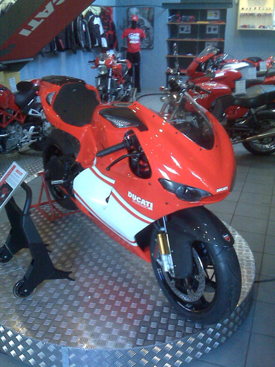 IMAGE(<a href="http://redac.cuk.ch/totheend/misc/DucatiRR.jpg" rel="nofollow">http://redac.cuk.ch/totheend/misc/DucatiRR.jpg</a>)