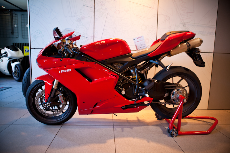 IMAGE(<a href="http://redac.cuk.ch/totheend/misc/ducatige-2.jpg" rel="nofollow">http://redac.cuk.ch/totheend/misc/ducatige-2.jpg</a>)