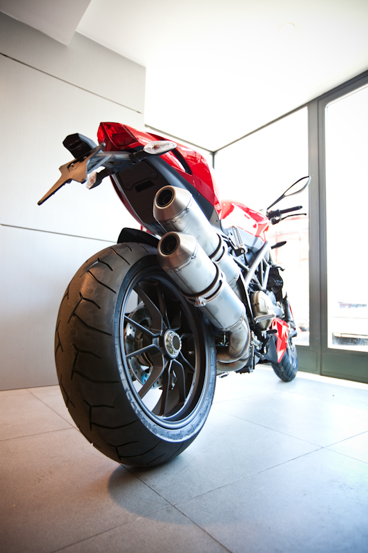 IMAGE(<a href="http://redac.cuk.ch/totheend/misc/ducatige-8.jpg" rel="nofollow">http://redac.cuk.ch/totheend/misc/ducatige-8.jpg</a>)