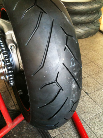 IMAGE(<a href="http://redac.cuk.ch/totheend/misc/tires2.jpg" rel="nofollow">http://redac.cuk.ch/totheend/misc/tires2.jpg</a>)